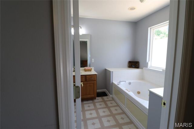 207 Gran Vista Drive, Festus, MO 63028