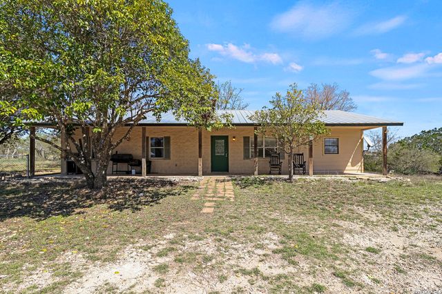 146 Exotic, Bandera, TX 78003