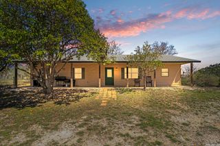 146 Exotic, Bandera, TX 78003