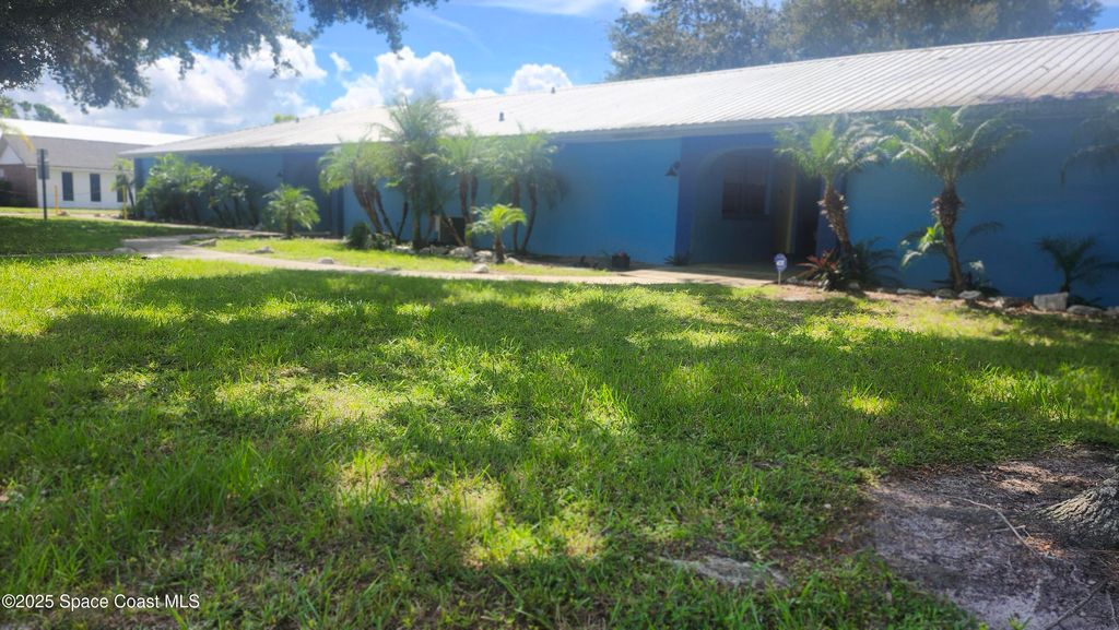 2205 Knox Mcrae Drive 14, Titusville, FL 32780