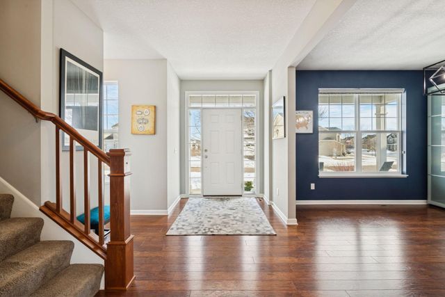 17819 Fielding Way, Lakeville, MN 55044