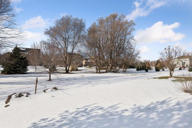 17819 Fielding Way, Lakeville, MN 55044