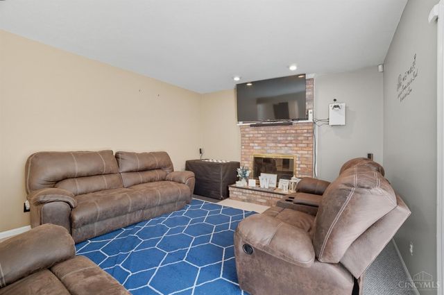 8659 Sarahs Bend Drive, Colerain Twp, OH 45251