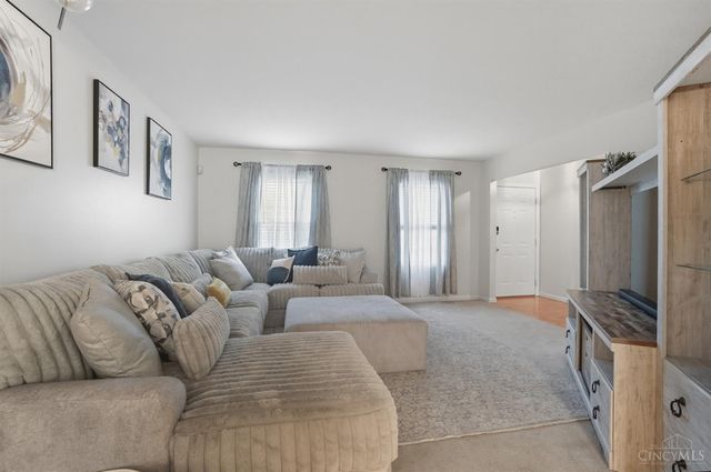 8659 Sarahs Bend Drive, Colerain Twp, OH 45251