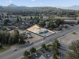 1777 Williams Highway, Grants Pass, OR 97527