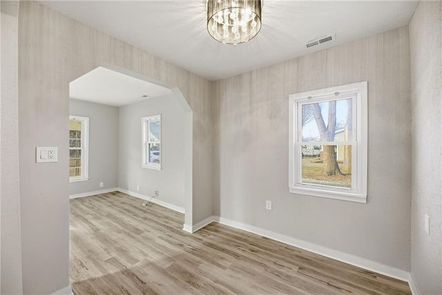 733 S Pecan Street, Ottawa, KS 66067