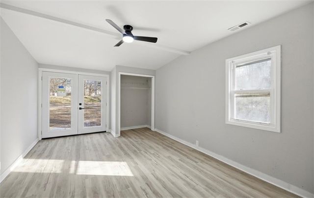 733 S Pecan Street, Ottawa, KS 66067