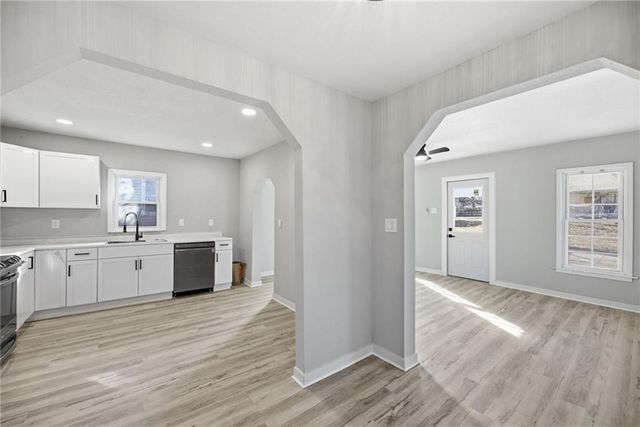 733 S Pecan Street, Ottawa, KS 66067