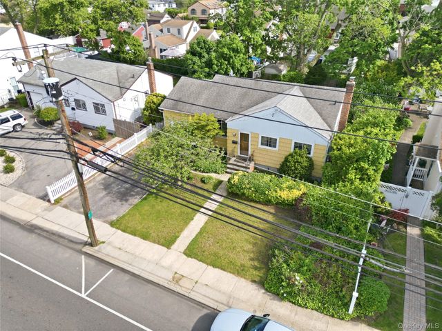 132 Davison Avenue, Oceanside, NY 11572