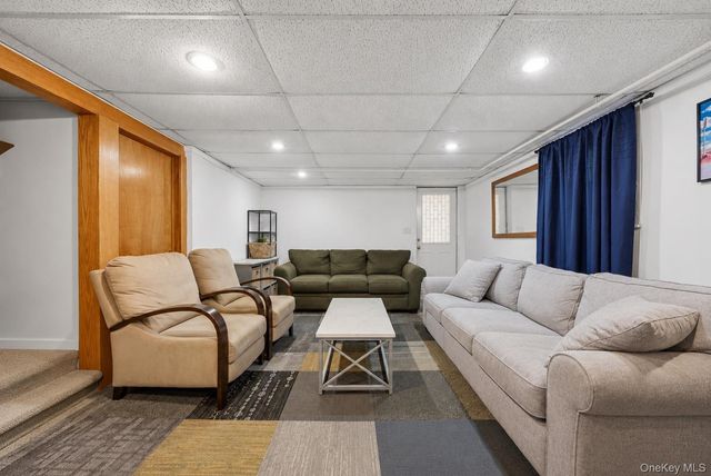 132 Davison Avenue, Oceanside, NY 11572