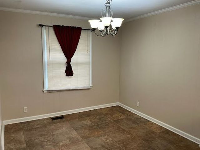 514 Wren Dr, Clarksville, TN 37040