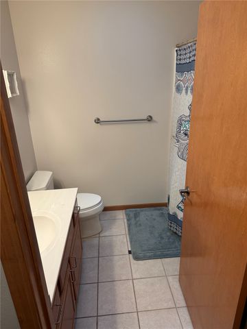 4707 Indian Ridge Street SW, Cedar Rapids, IA 52404