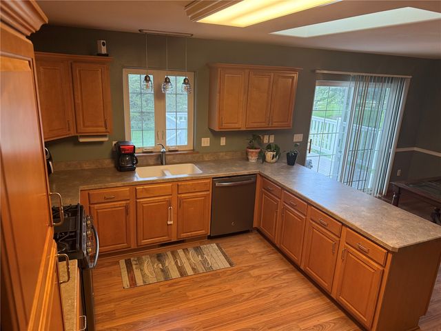 4707 Indian Ridge Street SW, Cedar Rapids, IA 52404