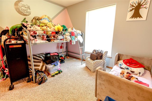 4707 Indian Ridge Street SW, Cedar Rapids, IA 52404