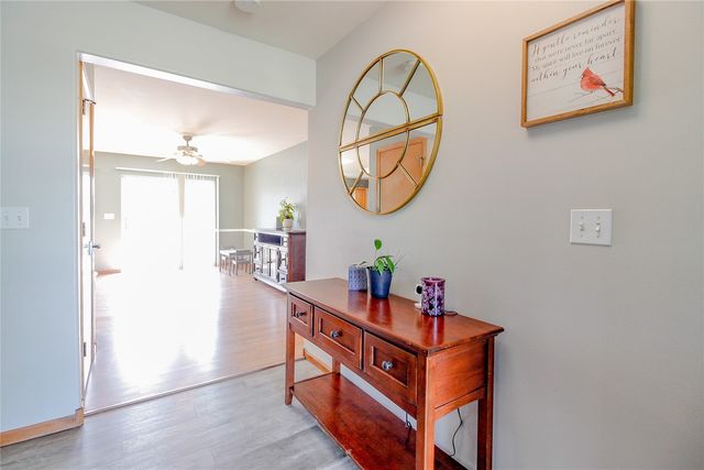4707 Indian Ridge Street SW, Cedar Rapids, IA 52404