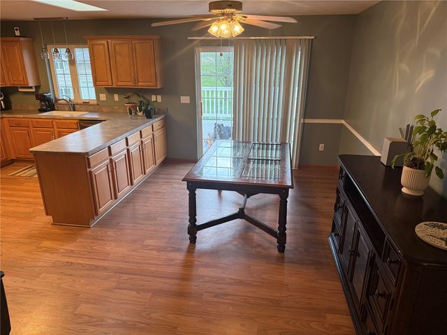 4707 Indian Ridge Street SW, Cedar Rapids, IA 52404