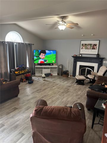 4707 Indian Ridge Street SW, Cedar Rapids, IA 52404