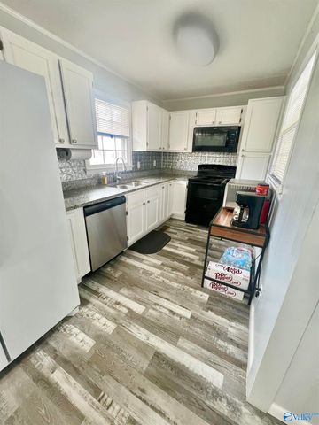 401 Woodley Terrace, Boaz, AL 35957