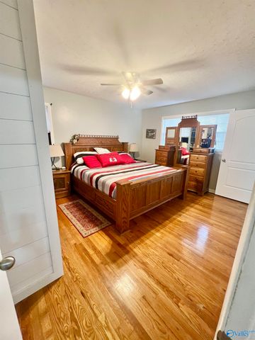 401 Woodley Terrace, Boaz, AL 35957