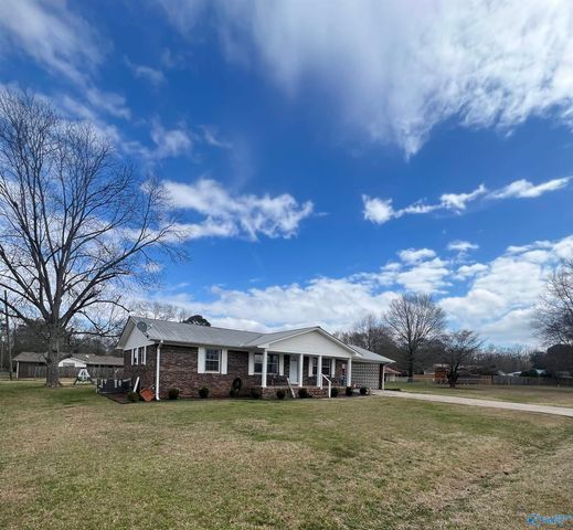 401 Woodley Terrace, Boaz, AL 35957