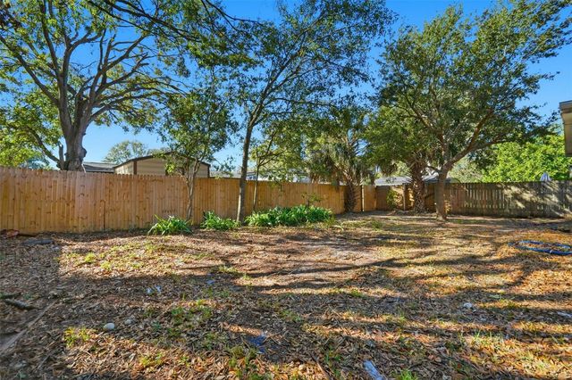 4410 W WYOMING AVENUE, Tampa, FL 33616