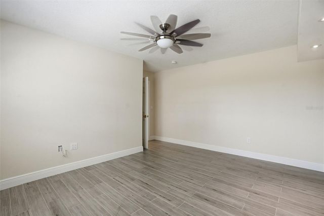 6025 RANDAN COURT, New Port Richey, FL 34652