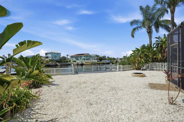 6025 RANDAN COURT, New Port Richey, FL 34652