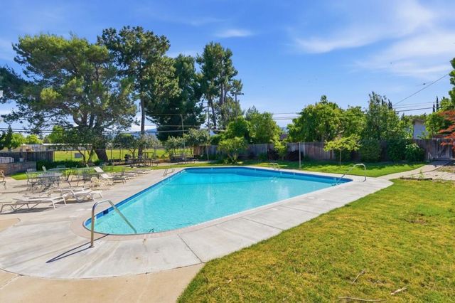 181 Warwick Drive, Campbell, CA 95008