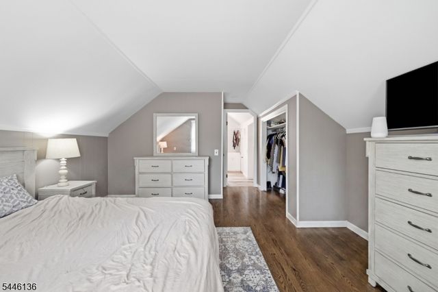 124 Rivervale Rd, River Vale Twp., NJ 07675