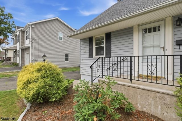 124 Rivervale Rd, River Vale Twp., NJ 07675