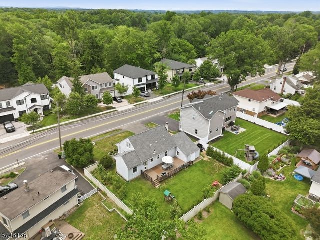 124 Rivervale Rd, River Vale Twp., NJ 07675