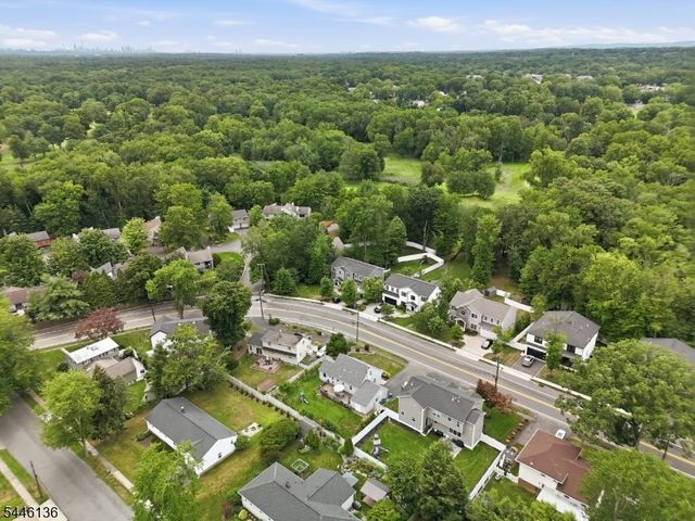 124 Rivervale Rd, River Vale Twp., NJ 07675