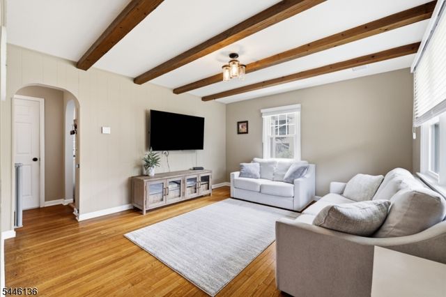 124 Rivervale Rd, River Vale Twp., NJ 07675