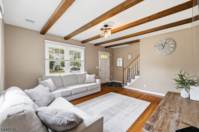 124 Rivervale Rd, River Vale Twp., NJ 07675