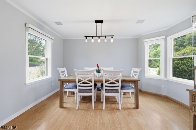 124 Rivervale Rd, River Vale Twp., NJ 07675