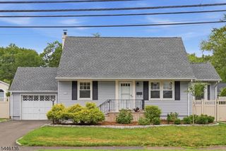 124 Rivervale Rd, River Vale Twp., NJ 07675