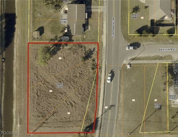 13 Alabama RD N, Lehigh Acres, FL 33936