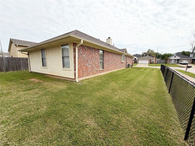 1418 Williamsburg Drive, Bossier City, LA 71112