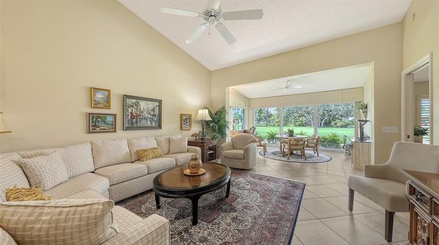 5568 COUNTRY CLUB WAY, Sarasota, FL 34243