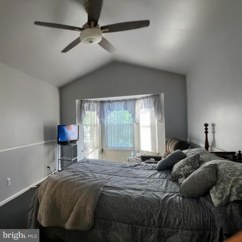 6191 ROBIN DR, Mays Landing, NJ 08330