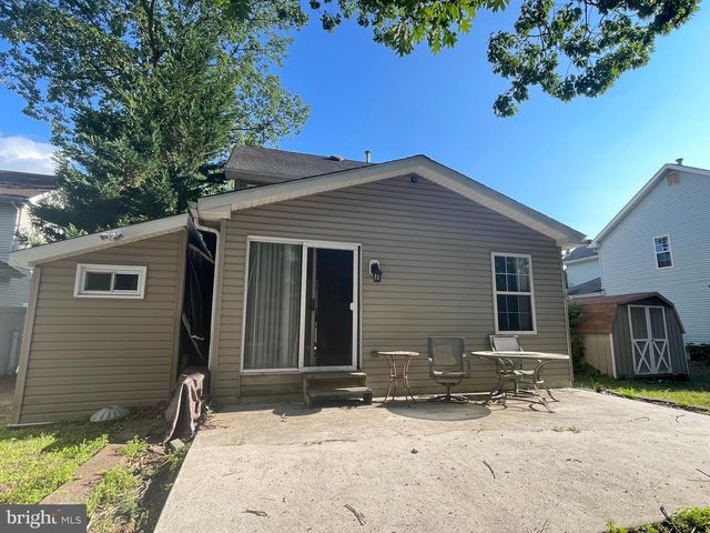 6191 ROBIN DR, Mays Landing, NJ 08330