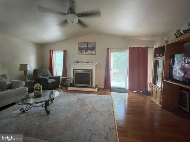 6191 ROBIN DR, Mays Landing, NJ 08330