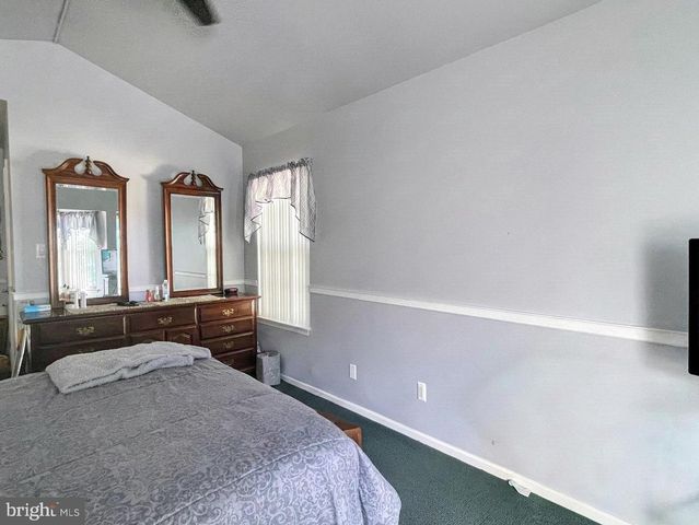 6191 ROBIN DR, Mays Landing, NJ 08330