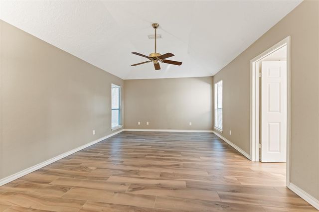 7238 N Hearthstone Green Drive, Houston, TX 77095