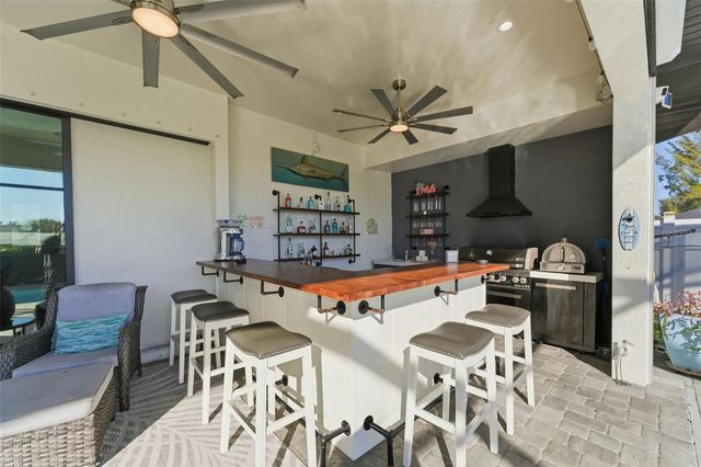 2115 SW 17TH PLACE, Cape Coral, FL 33991