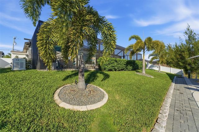 2115 SW 17TH PLACE, Cape Coral, FL 33991