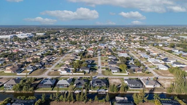 2115 SW 17TH PLACE, Cape Coral, FL 33991