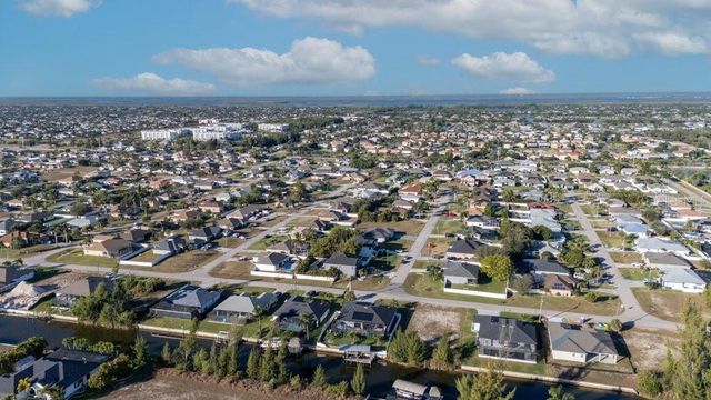 2115 SW 17TH PLACE, Cape Coral, FL 33991