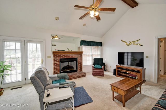 410 Old Towne Rd, Louisville, KY 40214