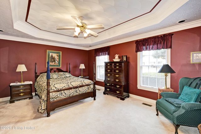 410 Old Towne Rd, Louisville, KY 40214